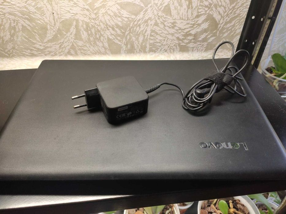 Ноутбук Lenovo IdeaPad 110-15IBR / 15.6" (1366x768)