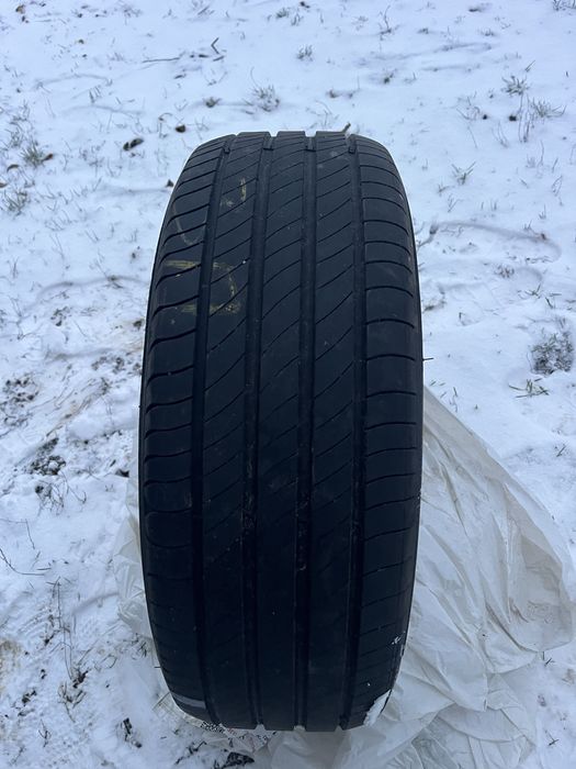 Шини Michelin e-primacy 215/55 17 2024 рік