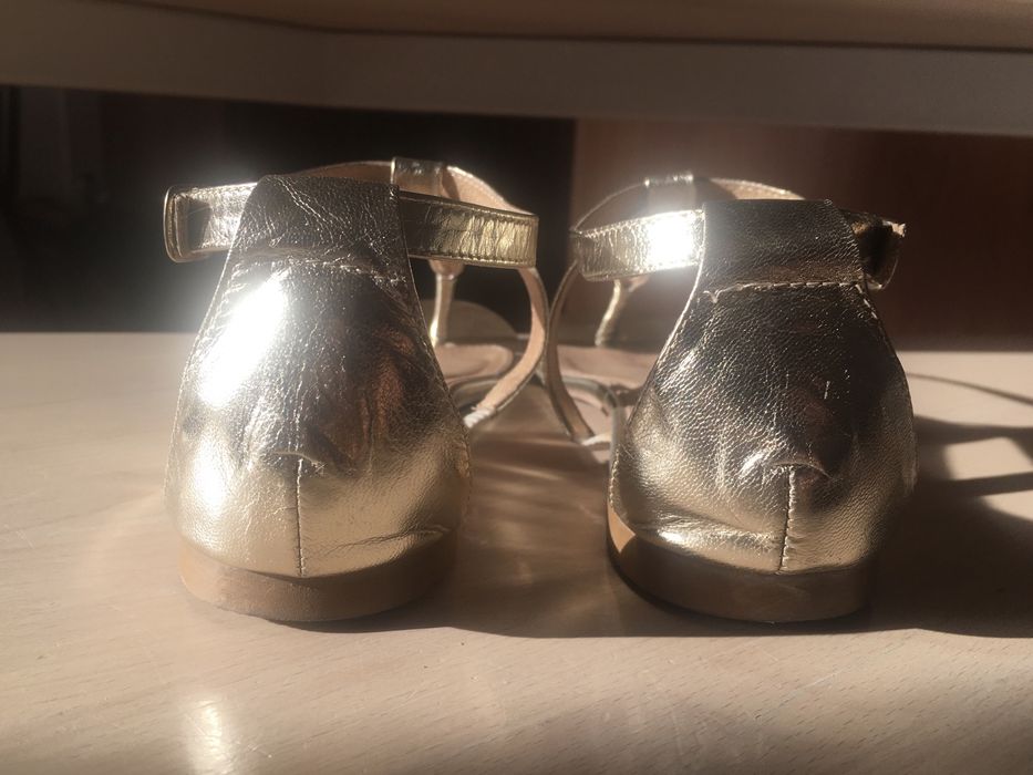 Skórzane sandałki 39 Wojas