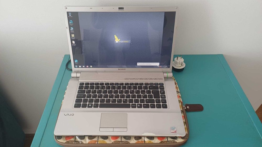 Laptop SONY VAIO VGN-FW31E 15,6 cali używany