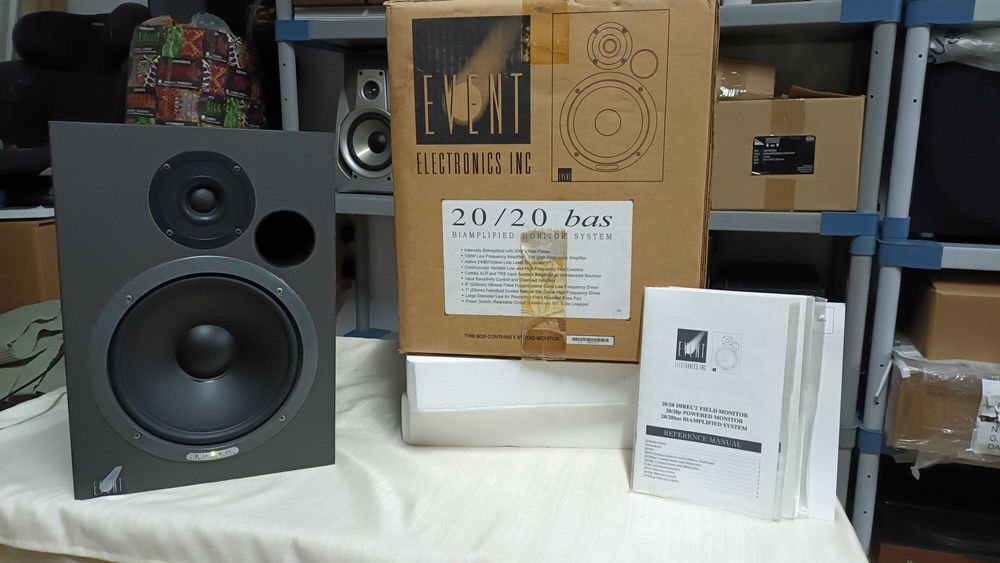 Monitor de estúdio EVENT 20/20 BAS