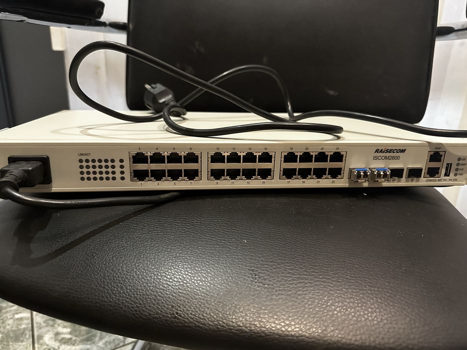 Комутатор Raisecom ISCOM2600