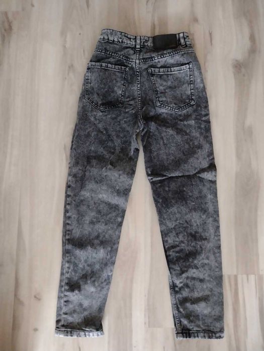 Spodnie boyfriendy CROPP roz. XXS/32