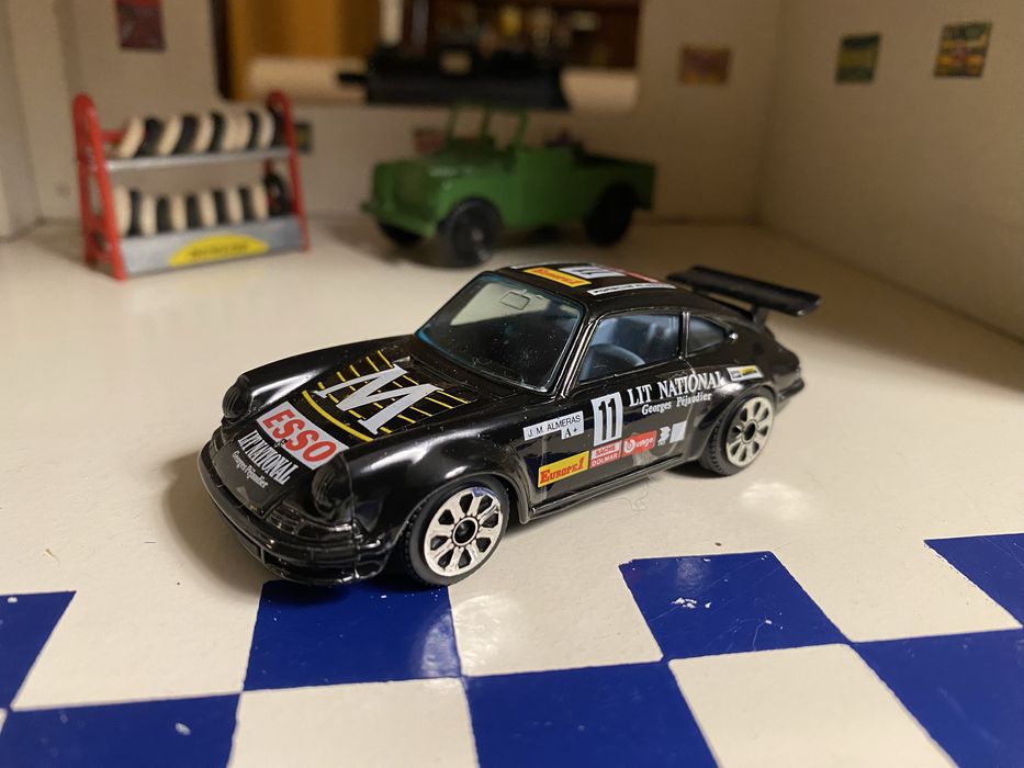 Porsche 911 Jean-Marie Alméras. 1:43 Burago