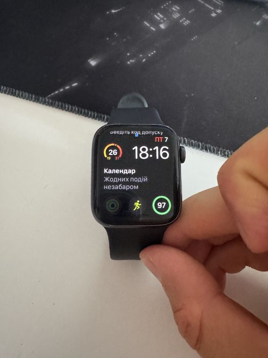 Apple Watch SE 1st Gen 44mm Midnight, б/у