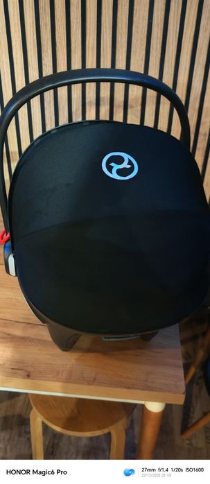 Fotelik samochodowy nosidełko dla niemowlaka  cybex