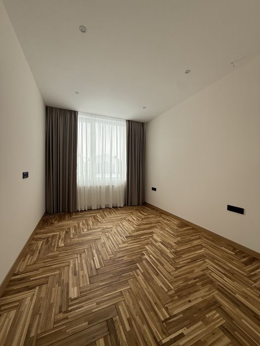 Продаж новенького котеджу з ремонтом