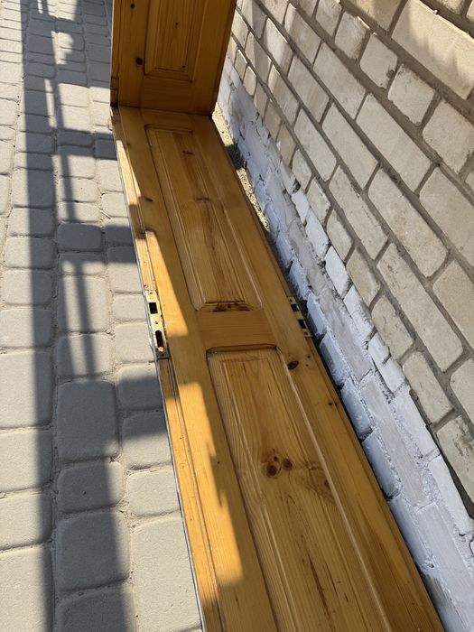 Продам подвійні двері