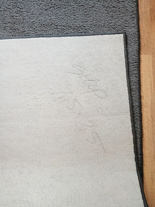 Wykładzina dywanowa 1,5m x 2,5m szara