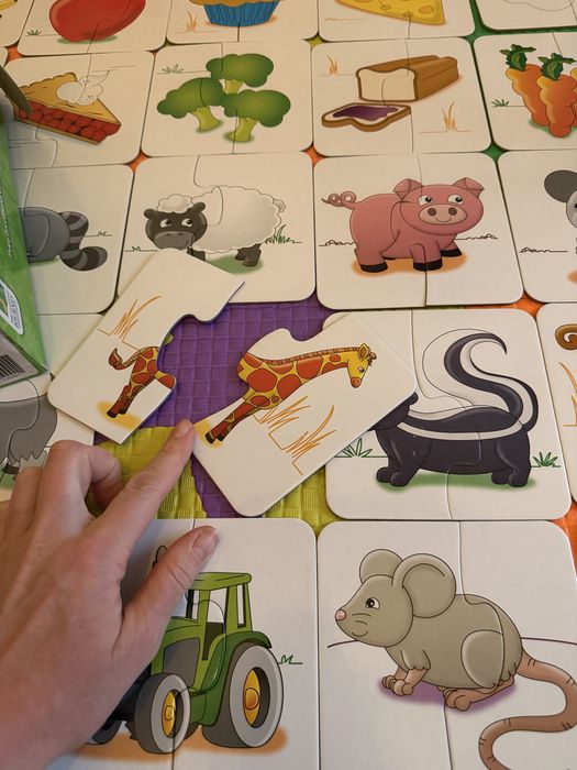 Пазли половинки для маленьких тварини їжа