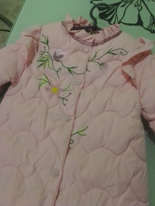 Курточка для дівчинки