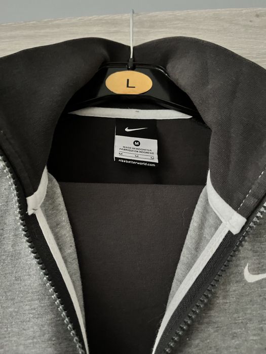 Dres Nike r.M szary