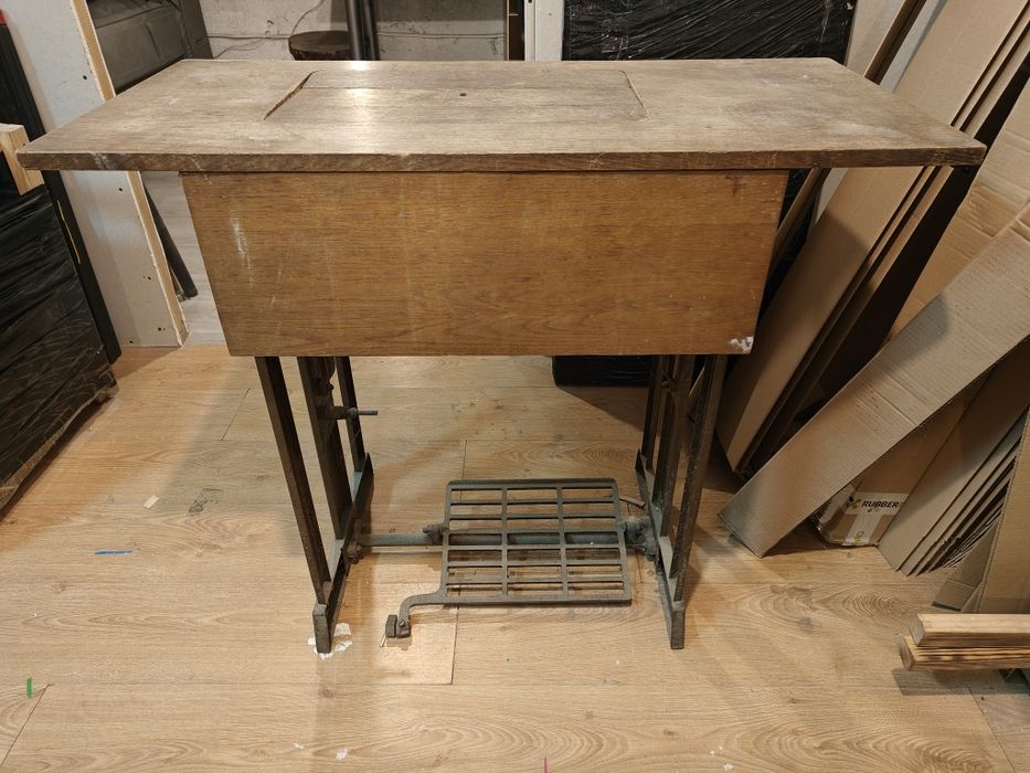 Maszyna do szycia łucznik sprawna zabytkowa