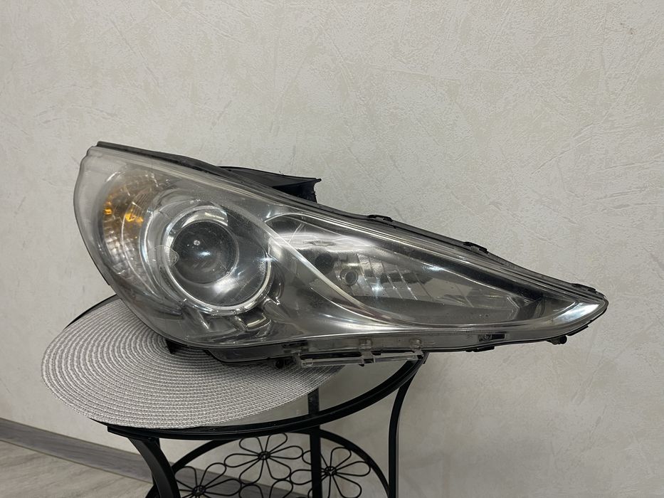 Фара правая Hyundai Sonata YF, оригинал с корректором
