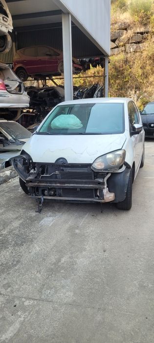 Volkswagen up 1.0 mpi 2012