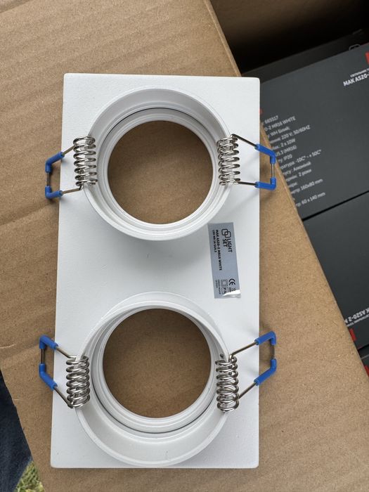 Металеві світильники