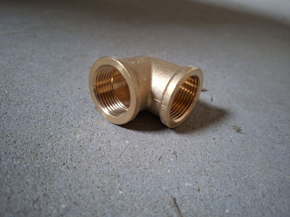 Kolanko hydrauliczne 3/4      3 sztuki