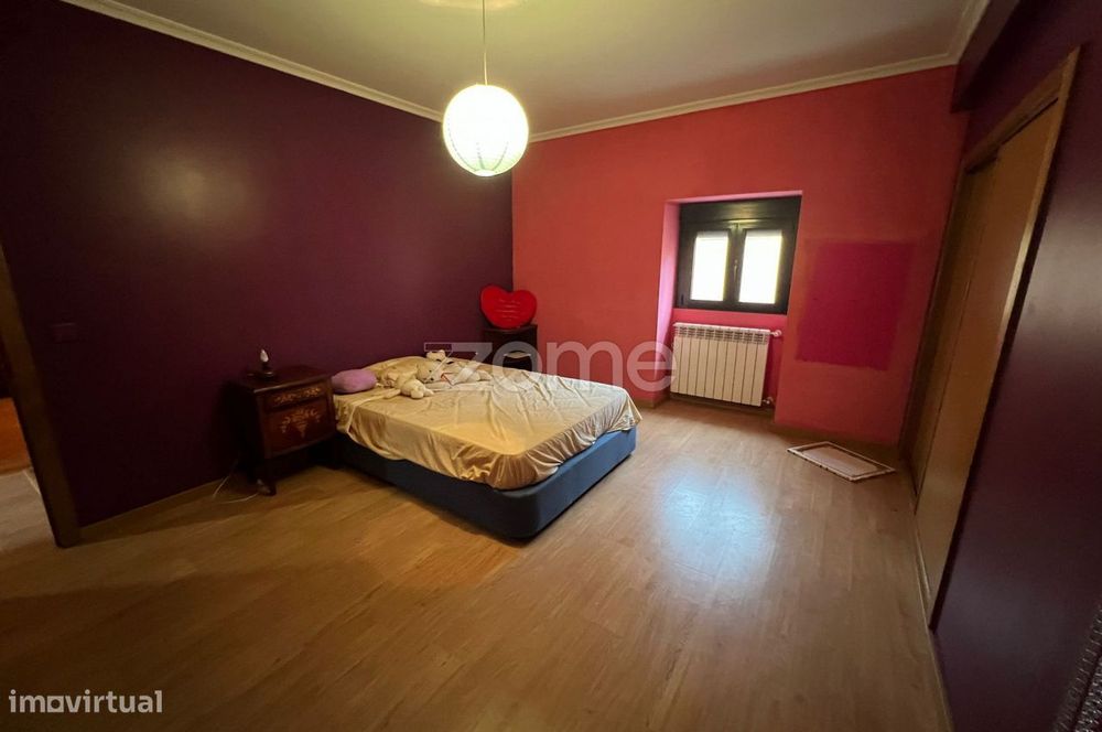 Moradia T4 com 4 Suites em Águas Frias – A 10 Minutos de Chaves