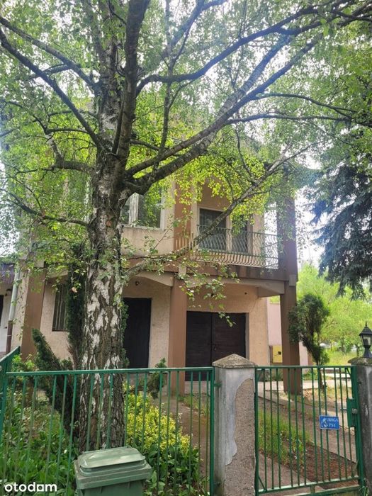 Budynek warsztatowy z funkcją mieszkalno - biurową