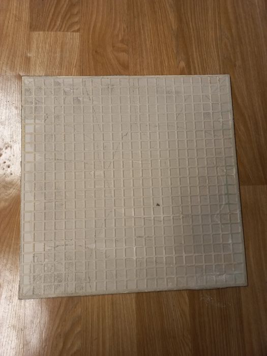 Продам плитку бу 600×600