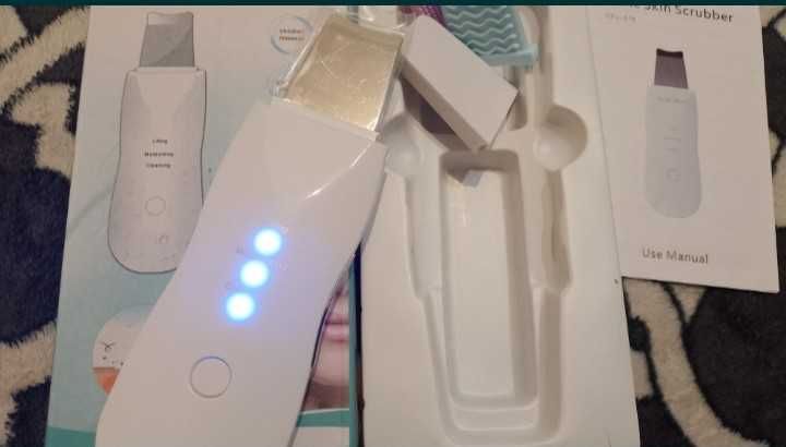 Прилад для ультразвукового чищення обличчя - Скрабер