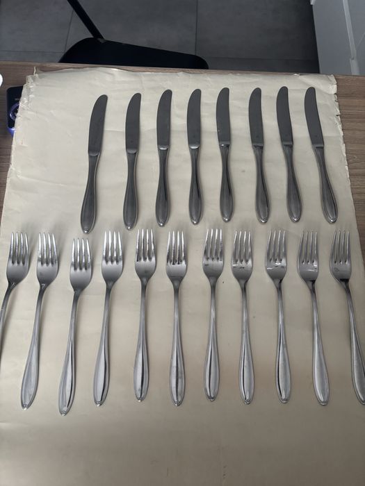 Sztućce WMF Cromargan – Zestaw 19 elementów (Noże i Widelce)