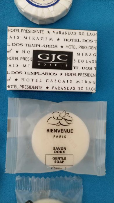 Conjunto 12 sabonetes miniaturas de hotel - Selados