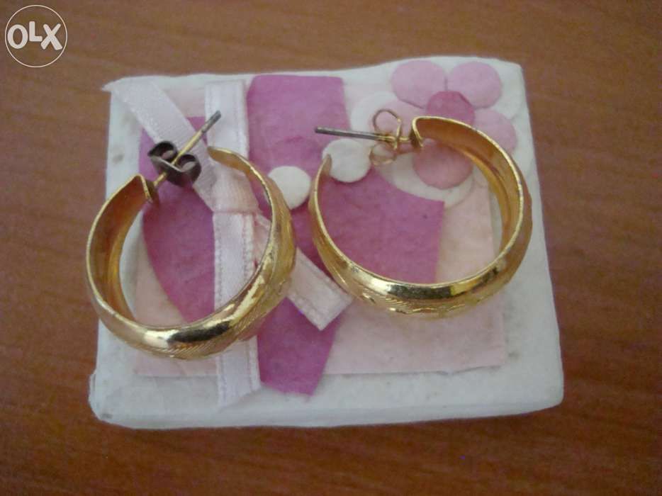 4 Pares de brincos fantasia