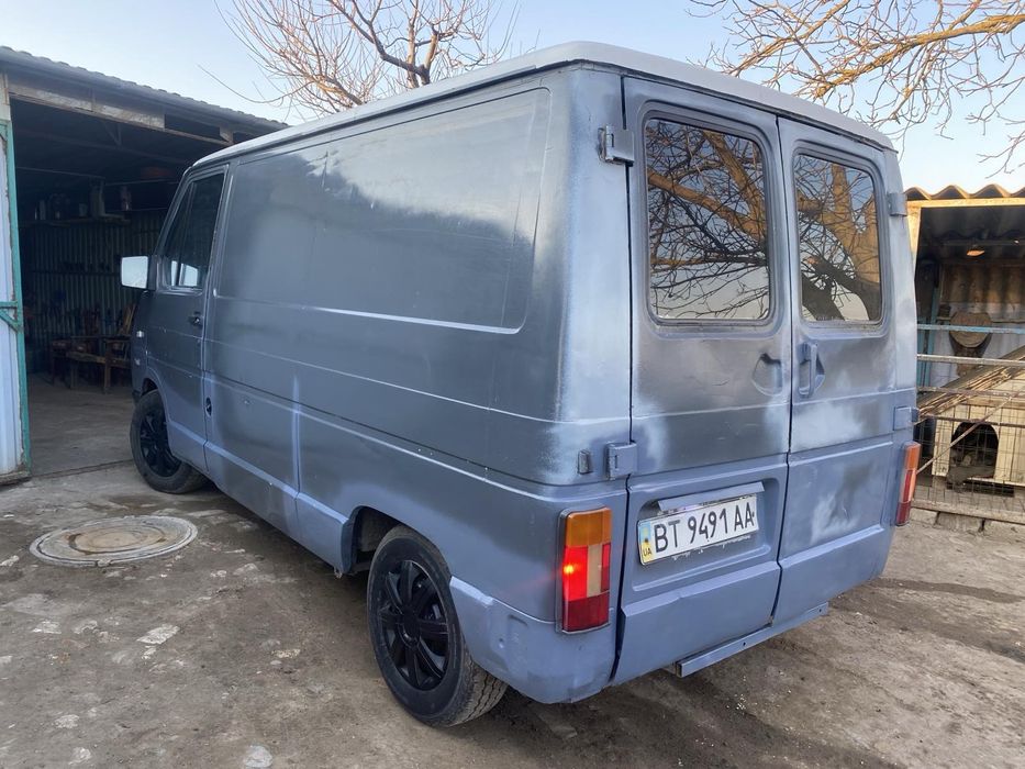 Продам машину на ходу