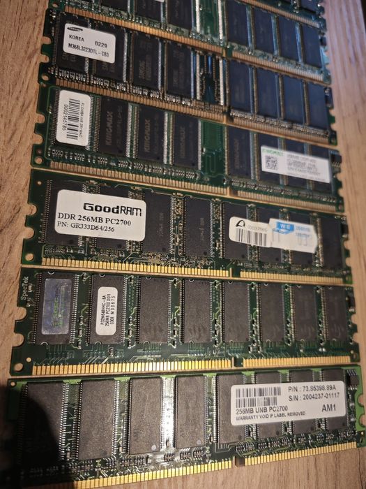 Moduły pamięci DDR1