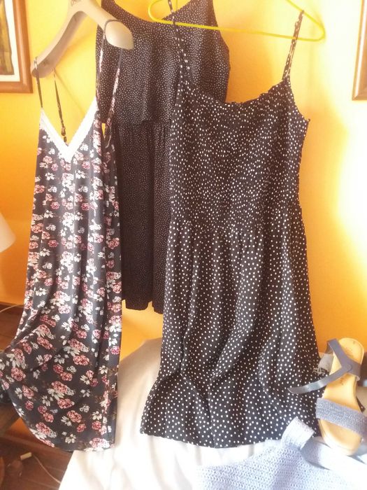 Malas calças vestidos sandálias ténis bikinis estado novo