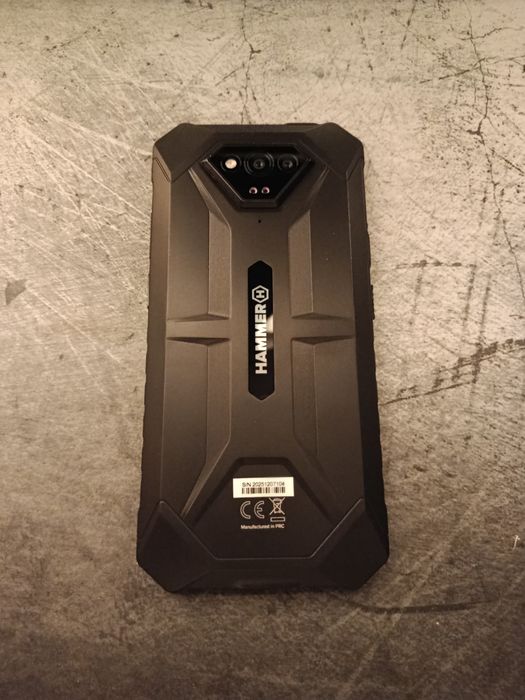Smartfon Hammer Iron V