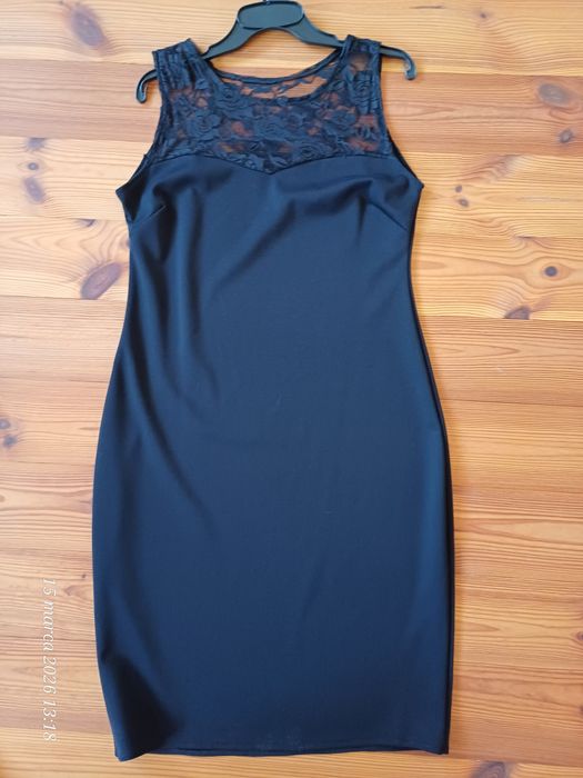 Sukienka elegancka czarna 42