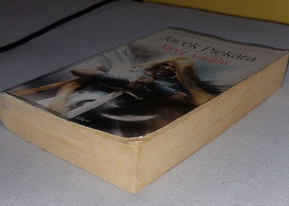 Miecz Aniołów - Jacek Piekara