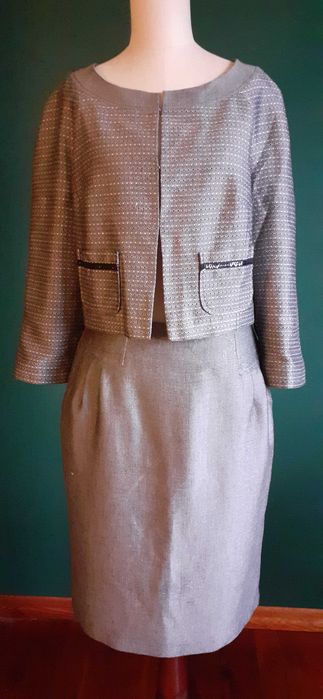 Srebrny kostium efektowna garsonka M L