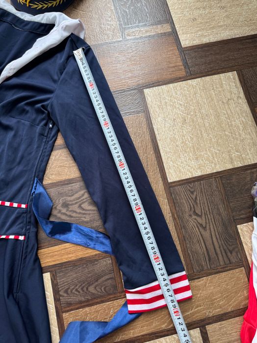 Жіночі карнавальні костюми: морячка, Дракула/вампір, Гарлі Квін/клоун