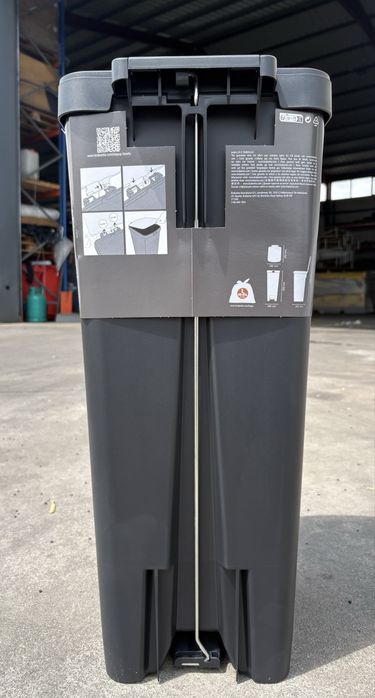 Caixote do lixo - Brabantia 40L - cor preta