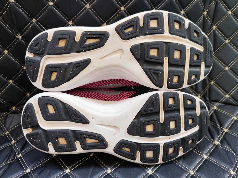 Кроси Nike Revolution 3 GS - 35,5 (23см)