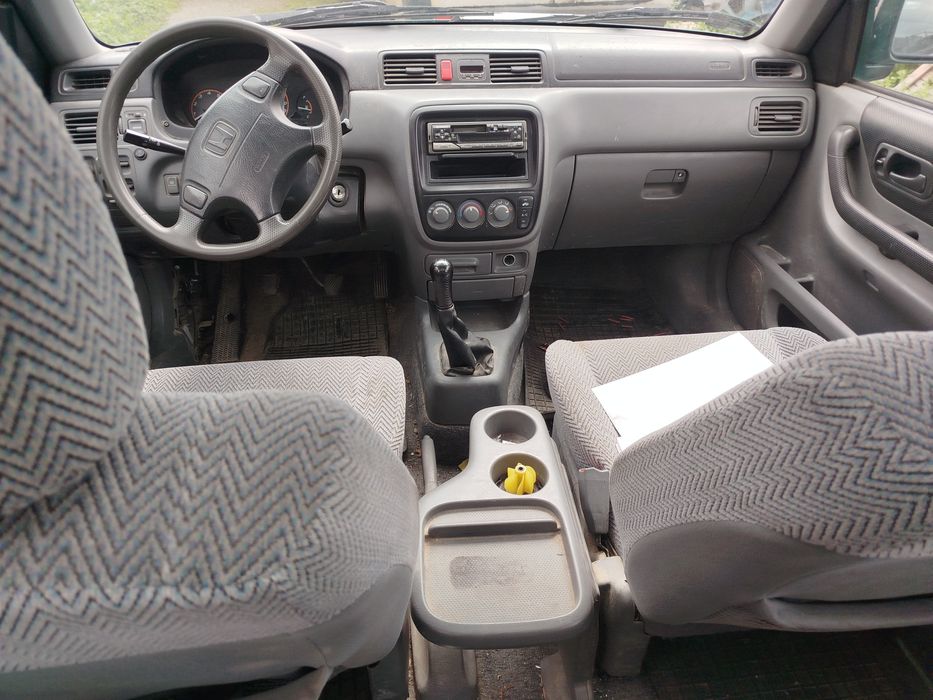 Розборка, шрот, оригінальні вживані запчастини на Honda CR-V RD1-RD3