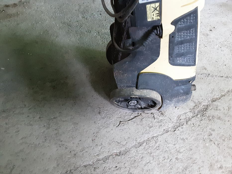 Vende maquina de presson karcher à foncionar nan tem pistola