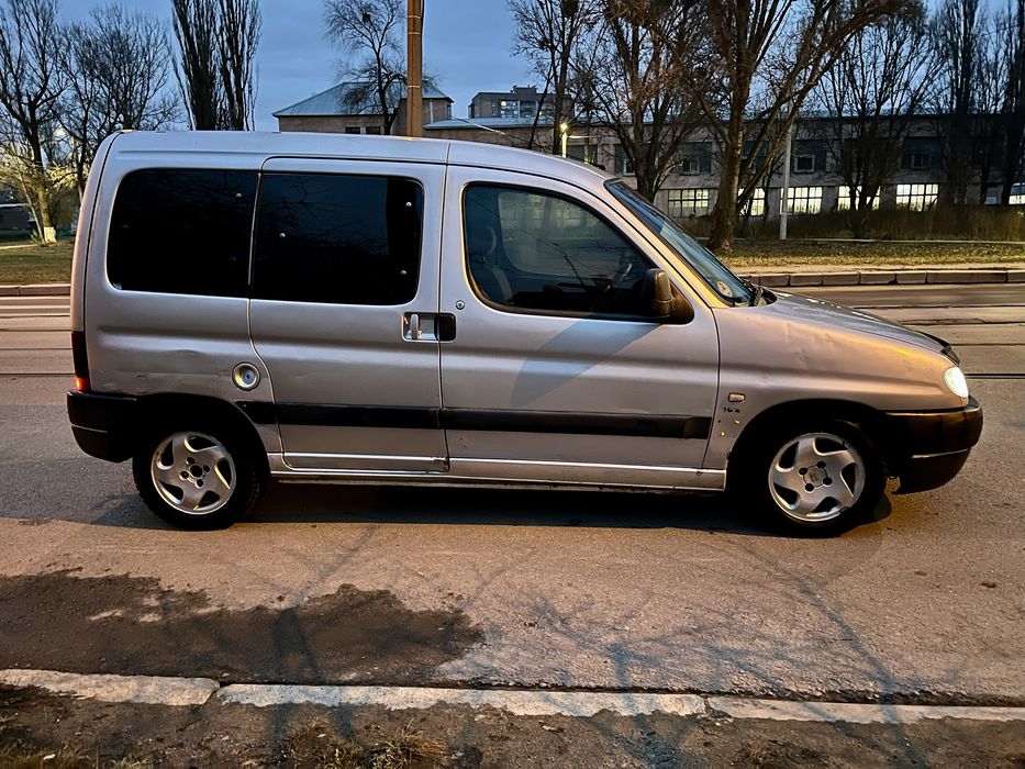 Peugeot Partner 2001г. 2.0 Дизель