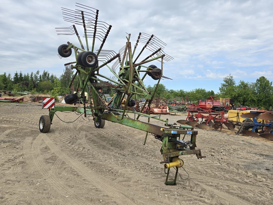 Zgrabiarka krone 1401