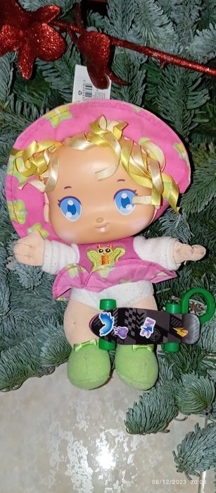 Boneca de pano e loiça424730993749534722
