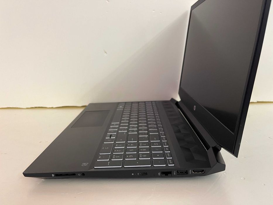 Игровой  "HP Gaming 15" / RYZEN 5" 3550H / 16 RAM / + ТОП Видео GTX  (4 ГБ)
