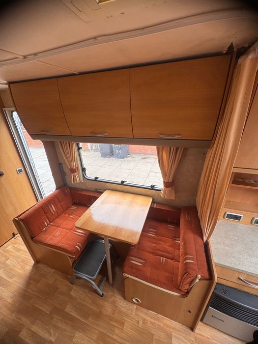 Swift Charisma 590 - 6 camas