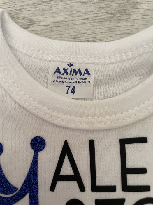 Body Axima z krótkim brokatowym napisem Ale szok Leo ma już rok Ax
