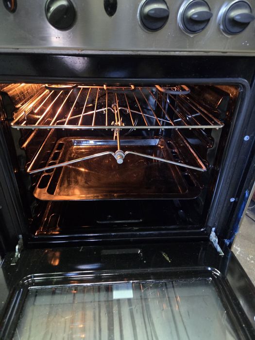 Fogão inox em bom estado