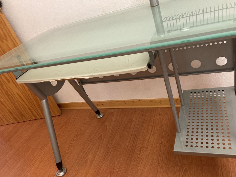 Secretária vidro e metal