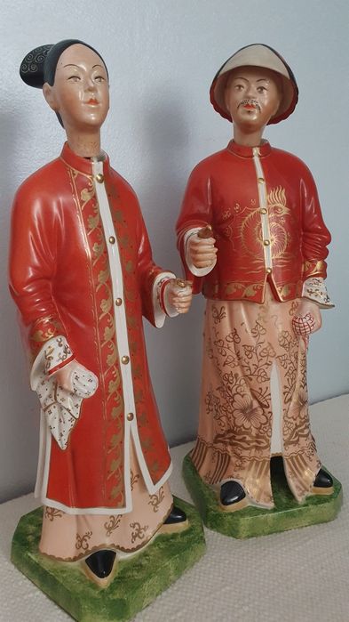 Figuras vintage de movimento Mottahedeh