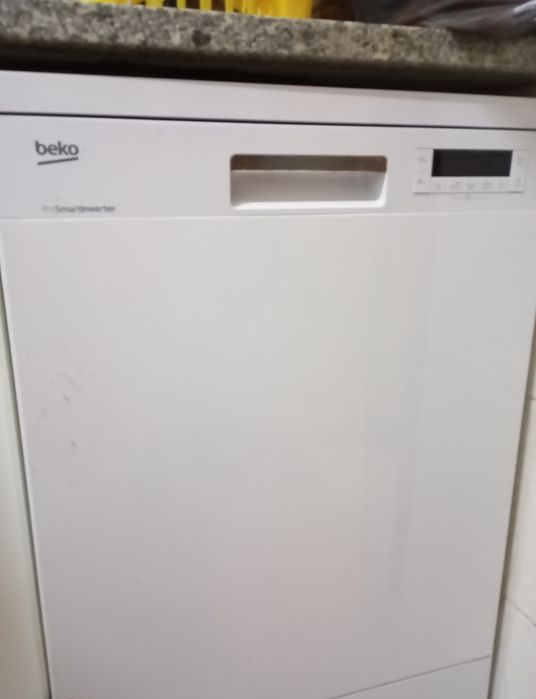 Vendo máquina de lavar loiça